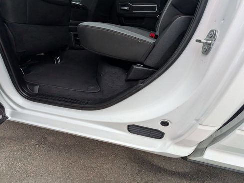 Used 2019 RAM 2500 Big Horn image 22