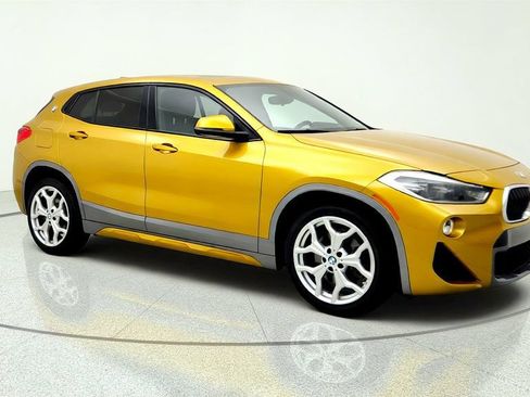 Used 2018 BMW X2 sDrive28i w/ M SportX Package FWD image 3