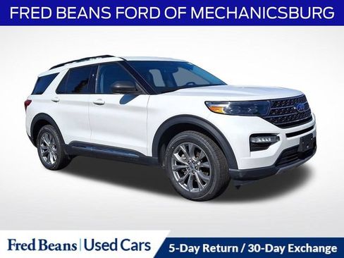 Certified 2022 Ford Explorer XLT w/ Equipment Group 202A AWD/4WD image 1