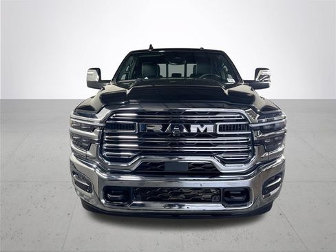 New 2026 RAM 2500 Laramie AWD/4WD image 3