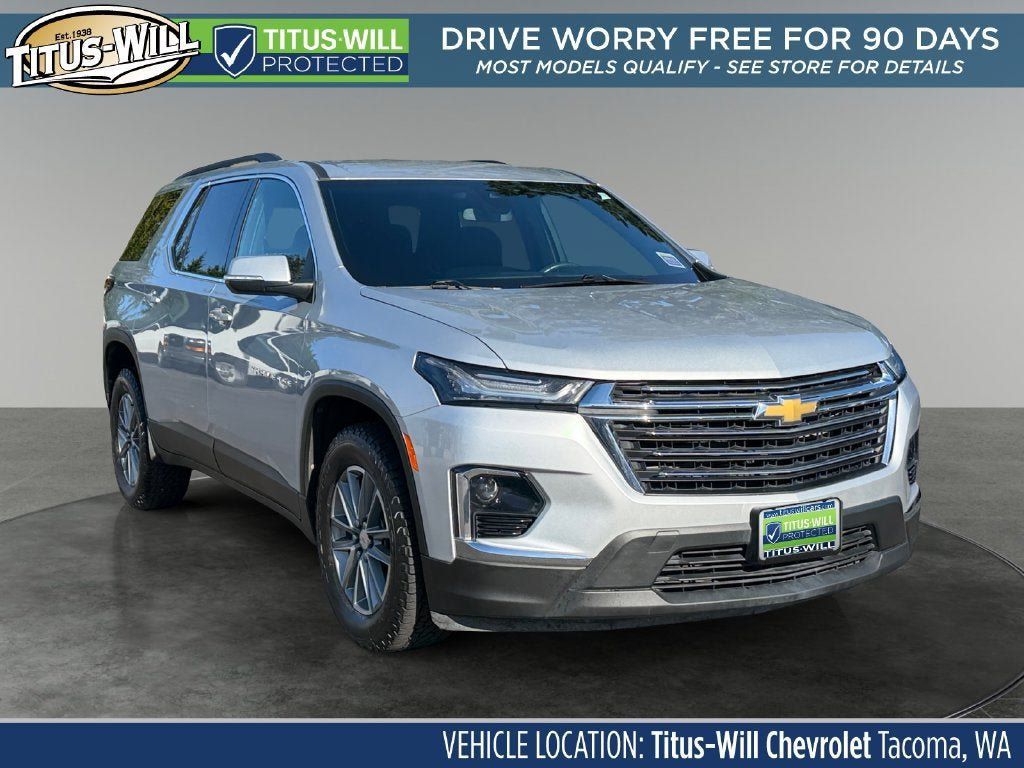 Used 2022 Chevrolet Traverse LT AWD/4WD image 1