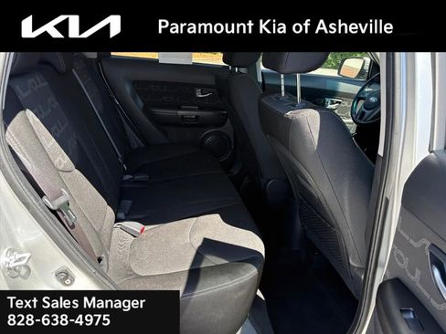 Used 2013 Kia Soul + image 18