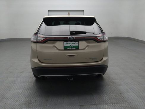 Used 2018 Ford Edge Titanium FWD image 6