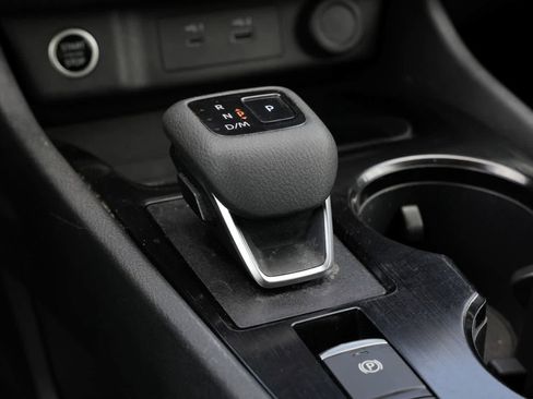 Used 2023 Nissan Rogue S FWD image 14