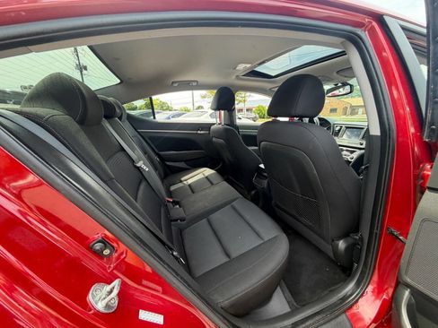 Used 2017 Hyundai Elantra Value Edition FWD image 22