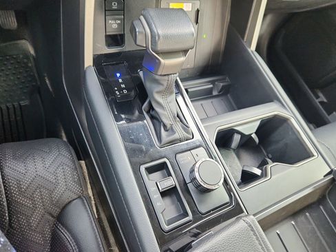 Used 2023 Toyota Tundra Limited image 21