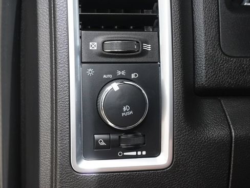 Used 2023 RAM 1500 Warlock AWD/4WD image 28