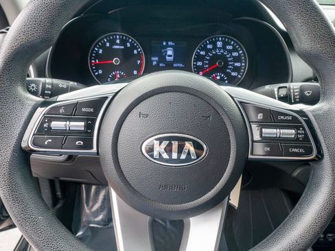 Used 2020 Kia Forte LXS FWD image 24