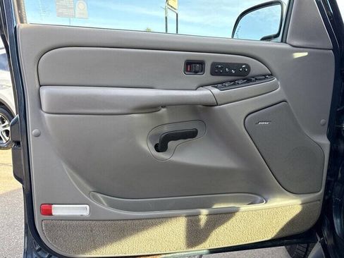 Used 2005 Chevrolet Tahoe LT w/ LT Preferred Equipment Group image 15