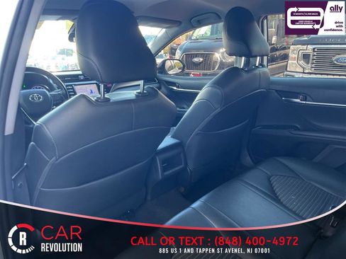 Used 2019 Toyota Camry SE FWD image 28
