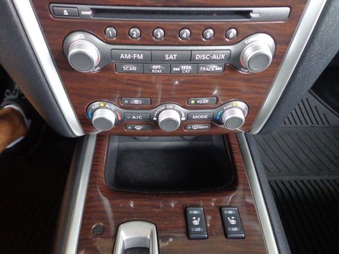 Used 2015 Nissan Pathfinder SL w/ SL Premium Package image 25