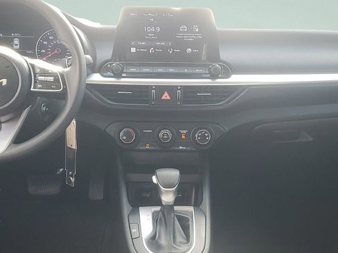 Used 2023 Kia Forte LXS w/ LXS Technology Package FWD image 15