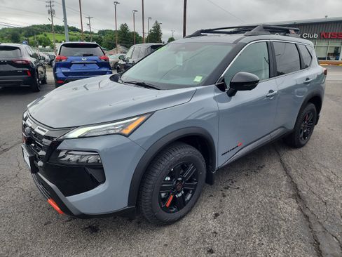 New 2026 Nissan Rogue SV w/ Rock Creek Premium Package AWD/4WD image 4