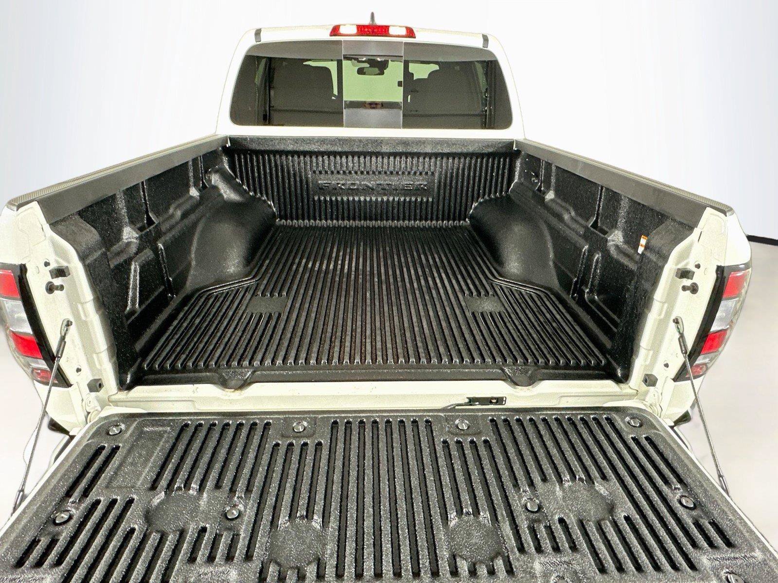 Used 2026 Nissan Frontier PRO-4X AWD/4WD image 25