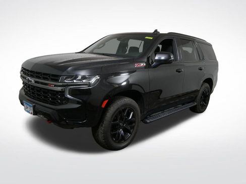 Used 2022 Chevrolet Tahoe Z71 w/ Luxury Package AWD/4WD image 9