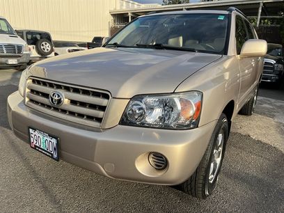 Used 2005 Toyota Highlander 2WD V6 w/ 3rd Row