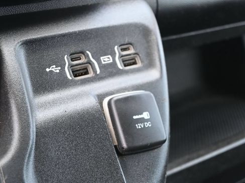 Used 2022 RAM ProMaster 2500 FWD image 23