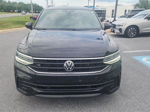 Used 2023 Volkswagen Tiguan SE R-Line AWD/4WD image 1