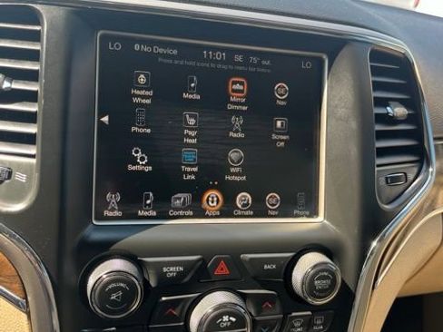 Used 2015 Jeep Grand Cherokee Limited AWD/4WD image 39