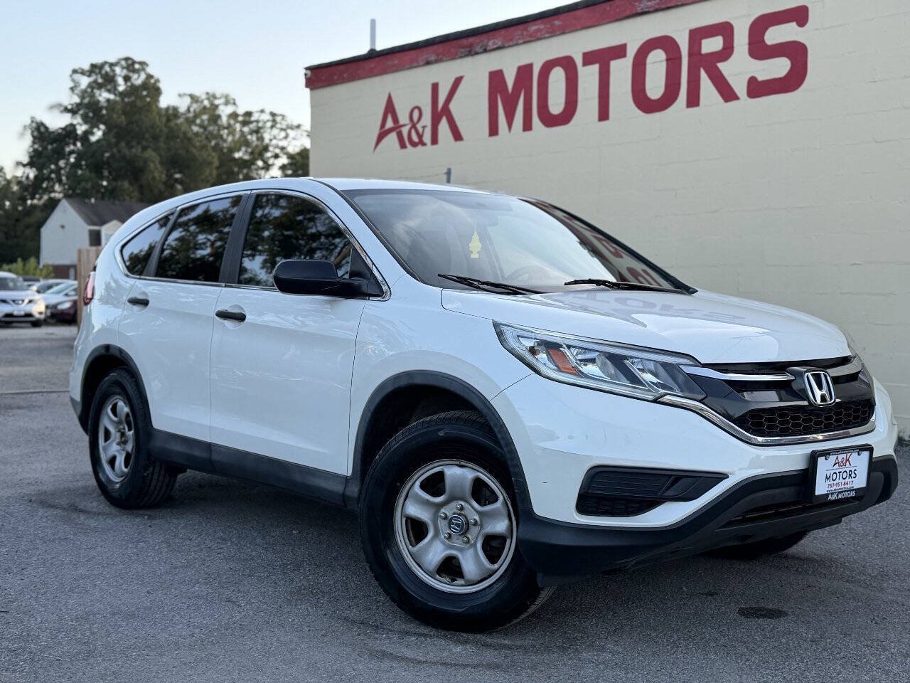 Used 2015 Honda CR-V LX image 1