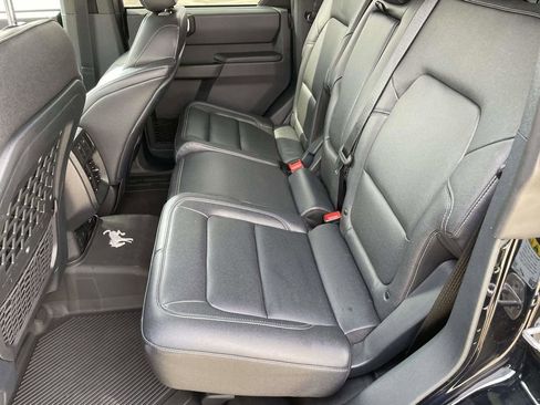 Used 2025 Ford Bronco Big Bend image 12