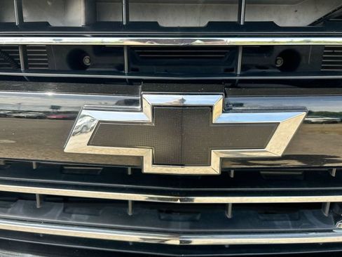 Used 2016 Chevrolet Silverado 1500 LTZ Z71 w/ LTZ Plus Package AWD/4WD image 30