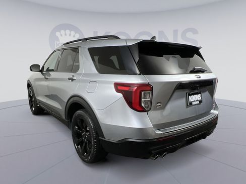 Used 2022 Ford Explorer ST w/ Equipment Group 401A image 4