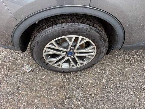 Certified 2022 Ford Escape SEL w/ Technology Package AWD/4WD image 21