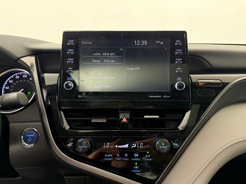 Used 2024 Toyota Camry LE w/ Audio Upgrade Package FWD image 22