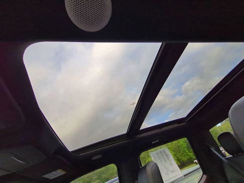 Used 2022 Ford F150 Lariat w/ Equipment Group 502A High image 20