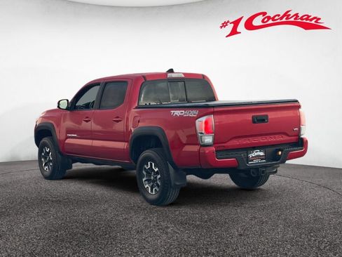 Used 2021 Toyota Tacoma TRD Off-Road w/ Technology Package AWD/4WD image 23