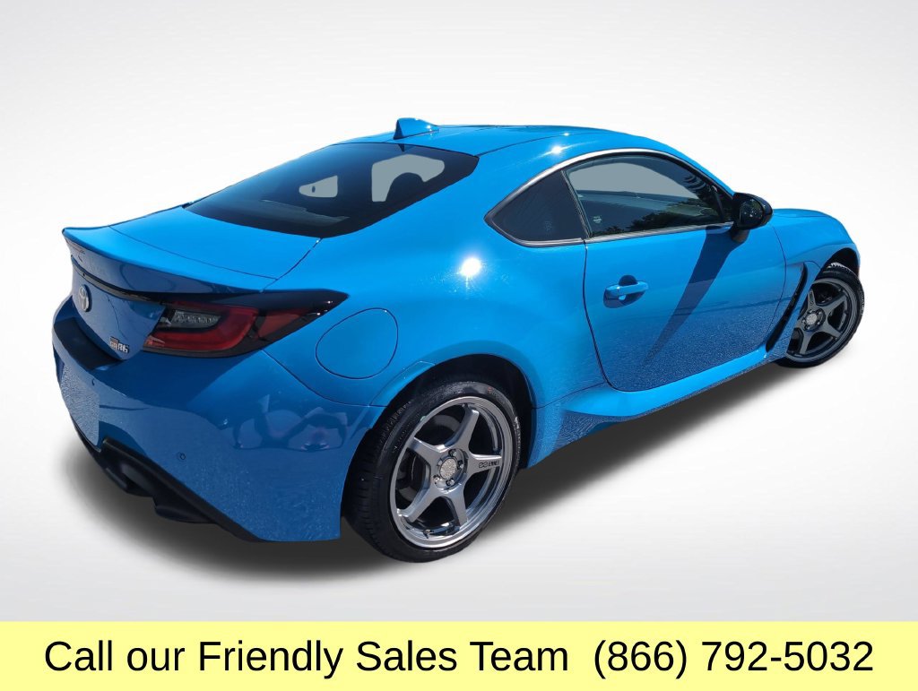Used 2022 Toyota GR86 w/ ALL Weather Mat Package (TMS) RWD image 6