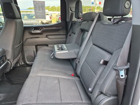 Used 2023 GMC Sierra 1500 Elevation w/ X31 Off-Road Package AWD/4WD image 19