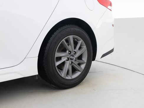 Used 2020 Kia Optima LX image 20