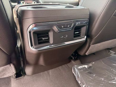 New 2026 GMC Sierra 1500 Denali w/ Denali Reserve Package AWD/4WD image 16