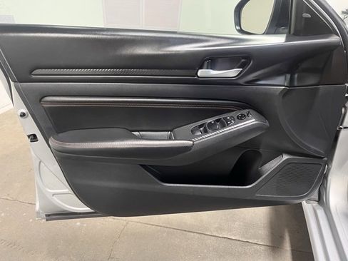 Used 2022 Nissan Altima 2.5 SR image 20