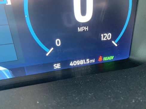 Used 2022 Ford F150 Lariat w/ Equipment Group 502A High AWD/4WD image 20