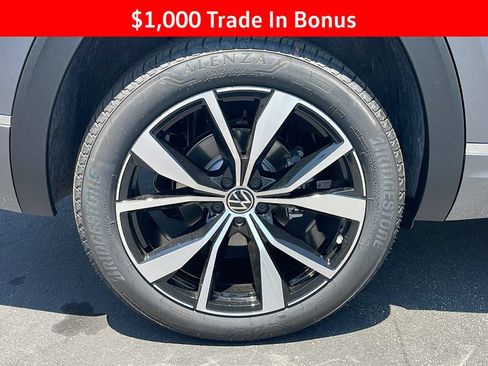 New 2025 Volkswagen Atlas SEL Premium R-Line AWD/4WD image 33