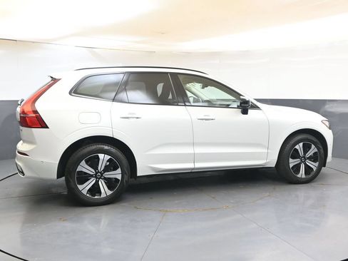 Certified 2025 Volvo XC60 T8 Plus w/ Protection Package Premier AWD/4WD image 6