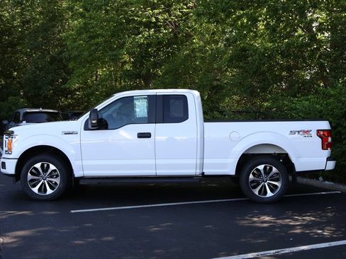 Used 2020 Ford F150 XL w/ Equipment Group 101A Mid AWD/4WD image 4