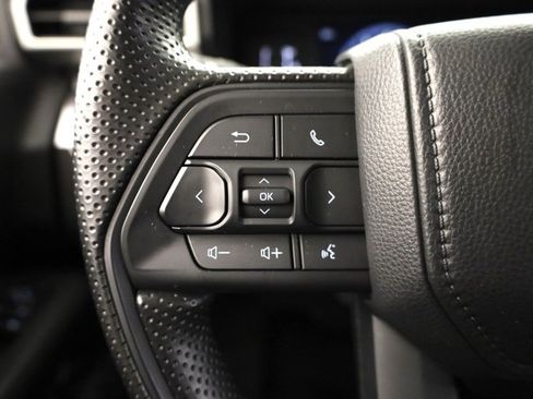 Certified 2025 Toyota Tacoma SR5 image 24