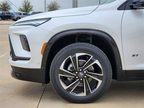 New 2025 Buick Enclave Sport Touring w/ Super Cruise Package image 7