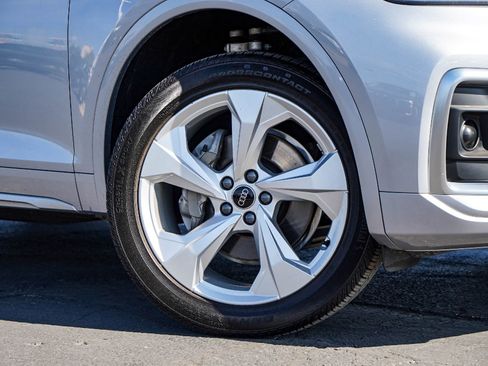 Certified 2024 Audi Q5 2.0T Premium Plus w/ Premium Plus Package image 2