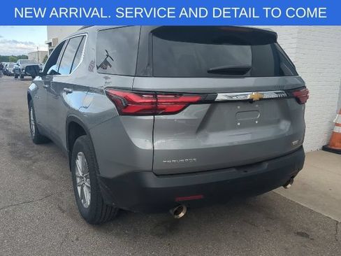 Certified 2023 Chevrolet Traverse LT FWD image 3