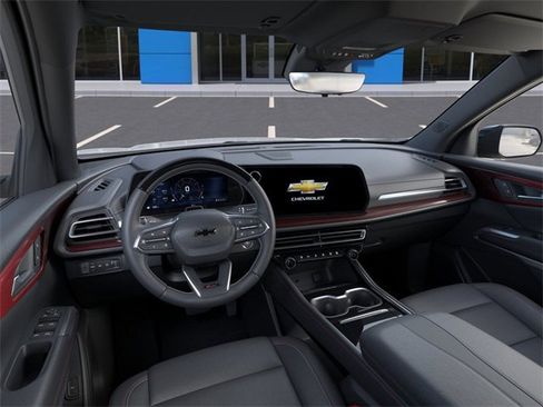 New 2026 Chevrolet Traverse Z71 w/ Enhanced Driving Package image 16