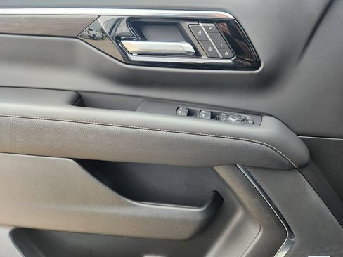 New 2026 Chevrolet Tahoe Premier w/ Sun And Tow Package image 17