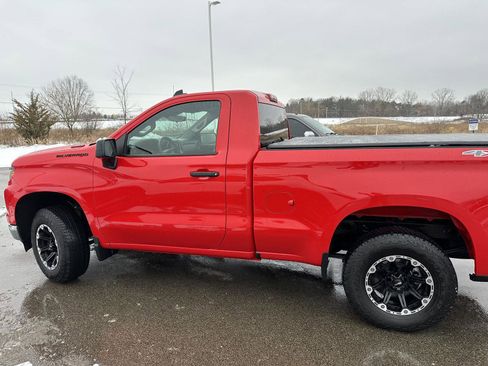 Used 2025 Chevrolet Silverado 1500 W/T w/ WT Safety Package image 3