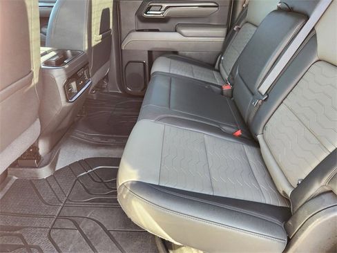 Used 2022 Chevrolet Silverado 1500 ZR2 image 30