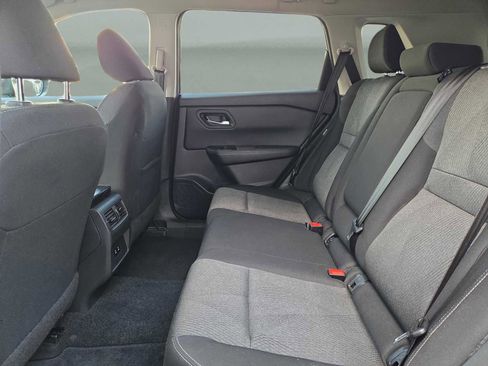 Used 2025 Nissan Rogue SV image 13