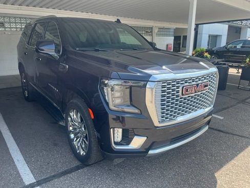 Used 2021 GMC Yukon Denali AWD/4WD image 3